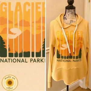 NWT Glacier National Park. Montana.
Road to the Sun. Drop Hoodie.
Size XL